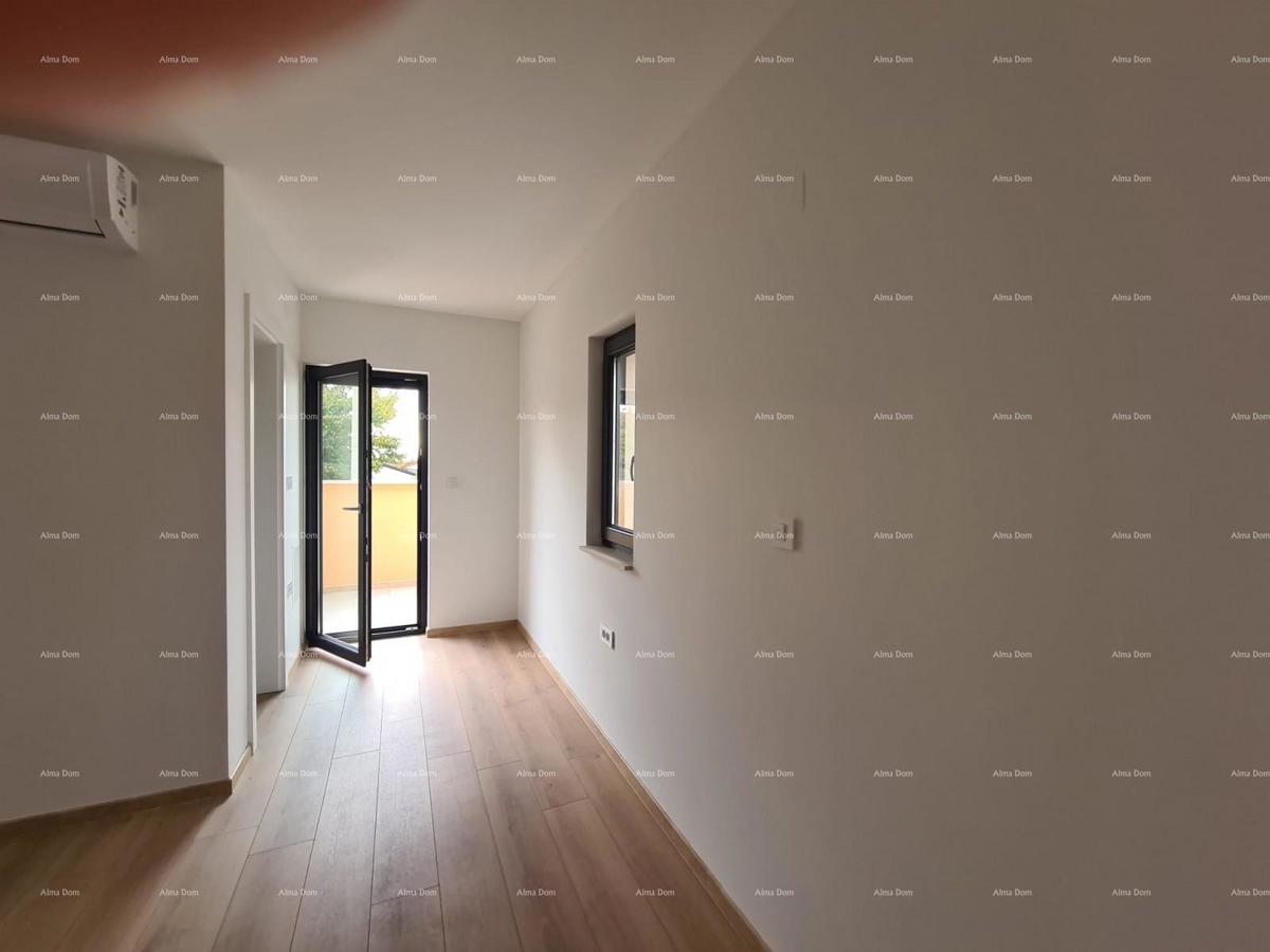 Hiša z bazenom za prodajo - Svetvinčenat