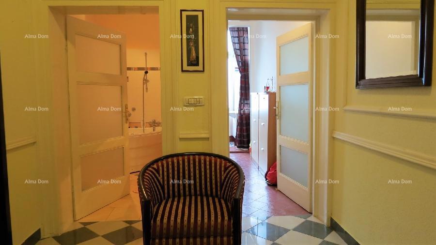 Stanovanje v Puli s 6 spalnicami!