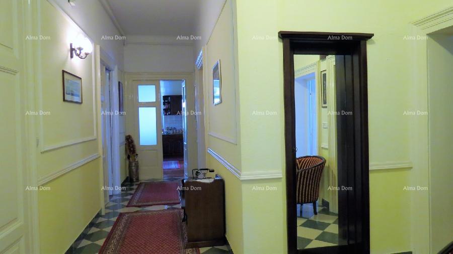 Stanovanje v Puli s 6 spalnicami!