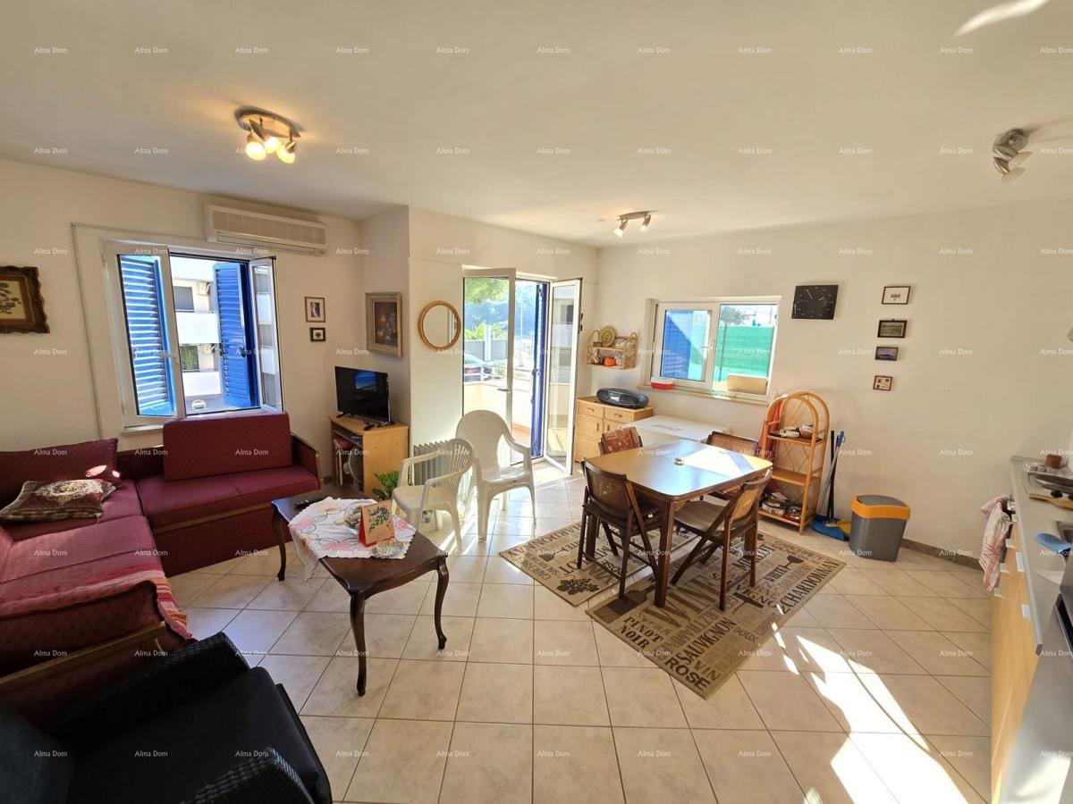 Stan 500 m od morja v Premanturi, idealen za počitek ali stalno bivanje