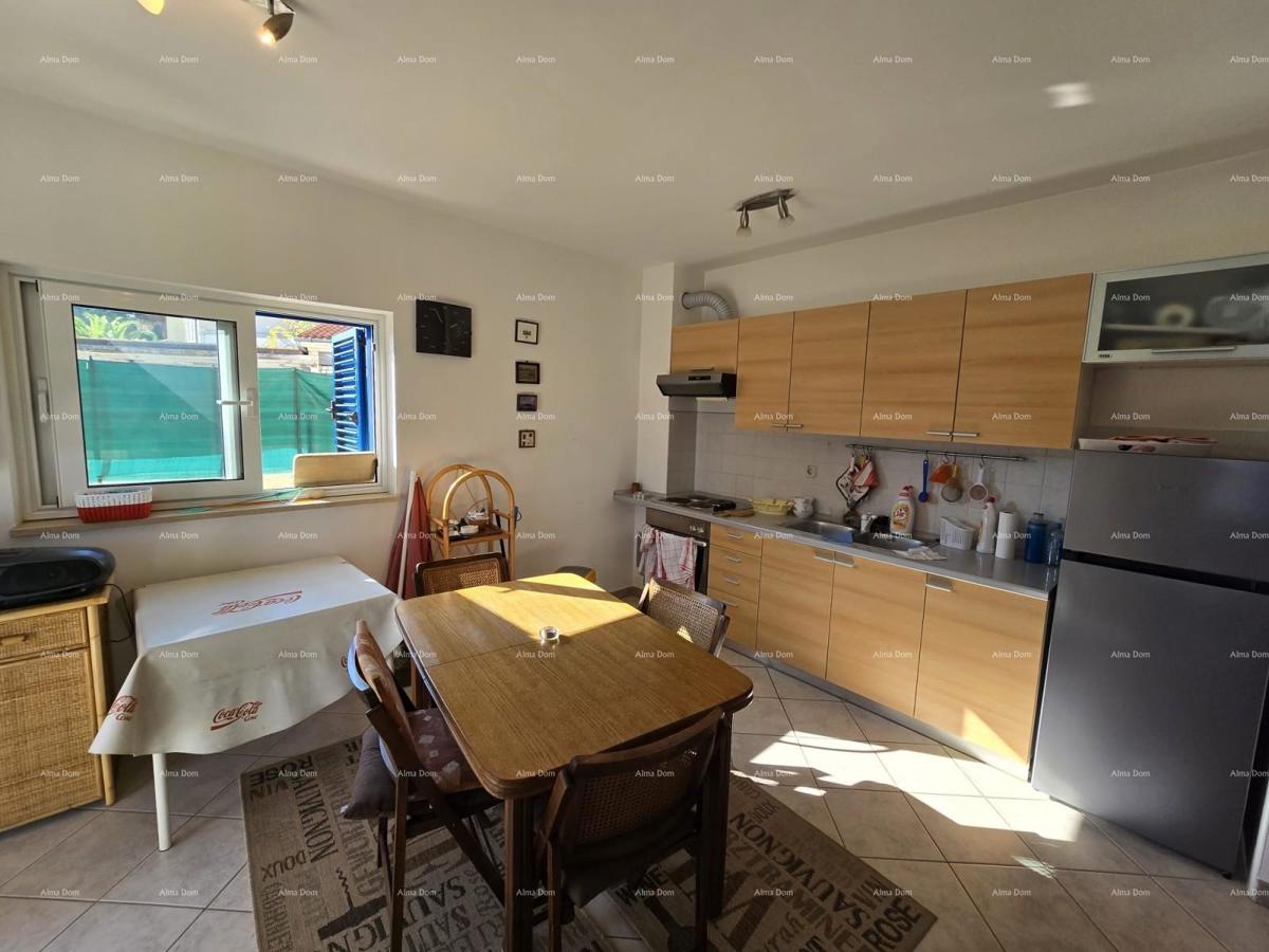 Stan 500 m od morja v Premanturi, idealen za počitek ali stalno bivanje