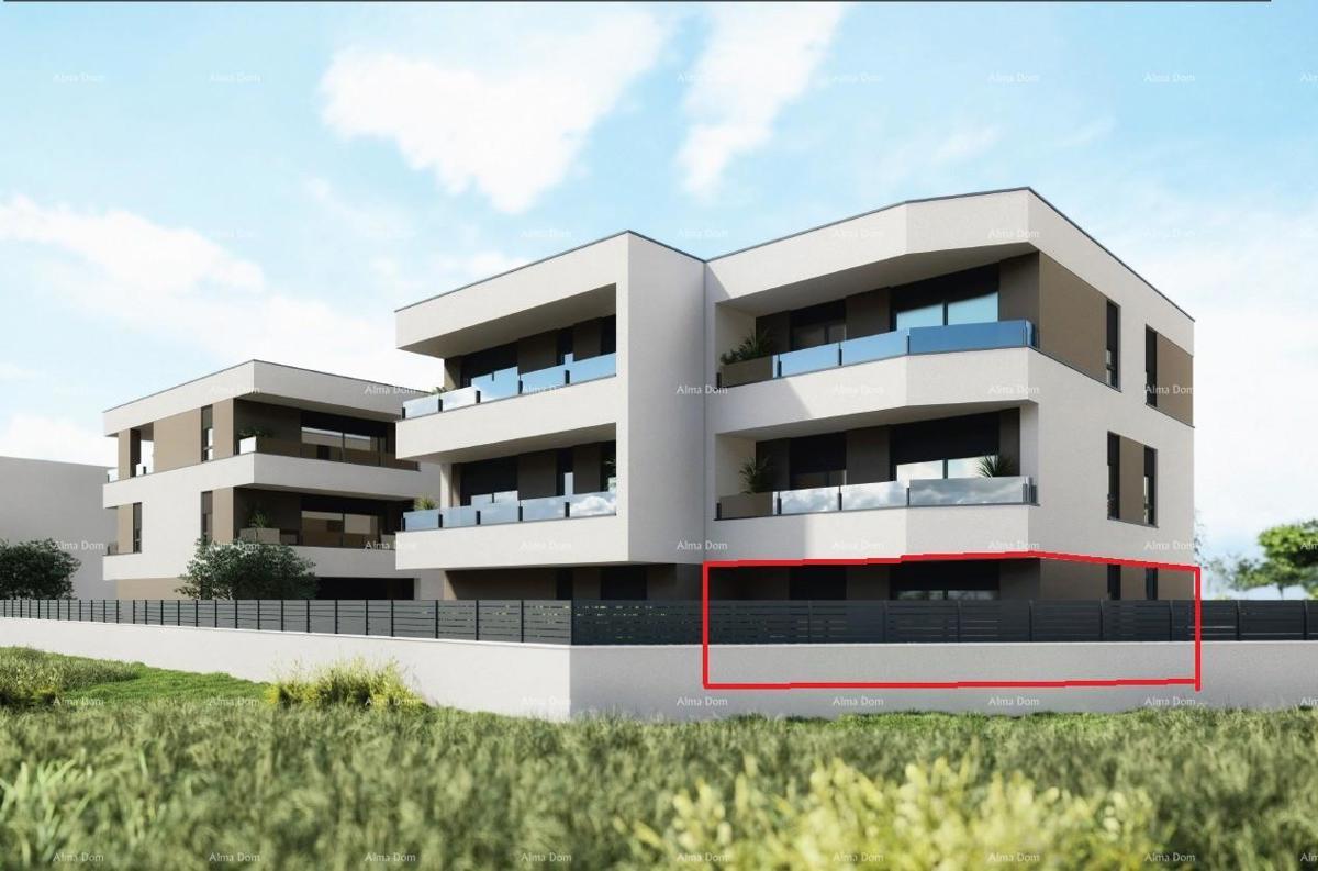 PULA, Valdebek - Pritlično stanovanje naprodaj z vrtom / D1