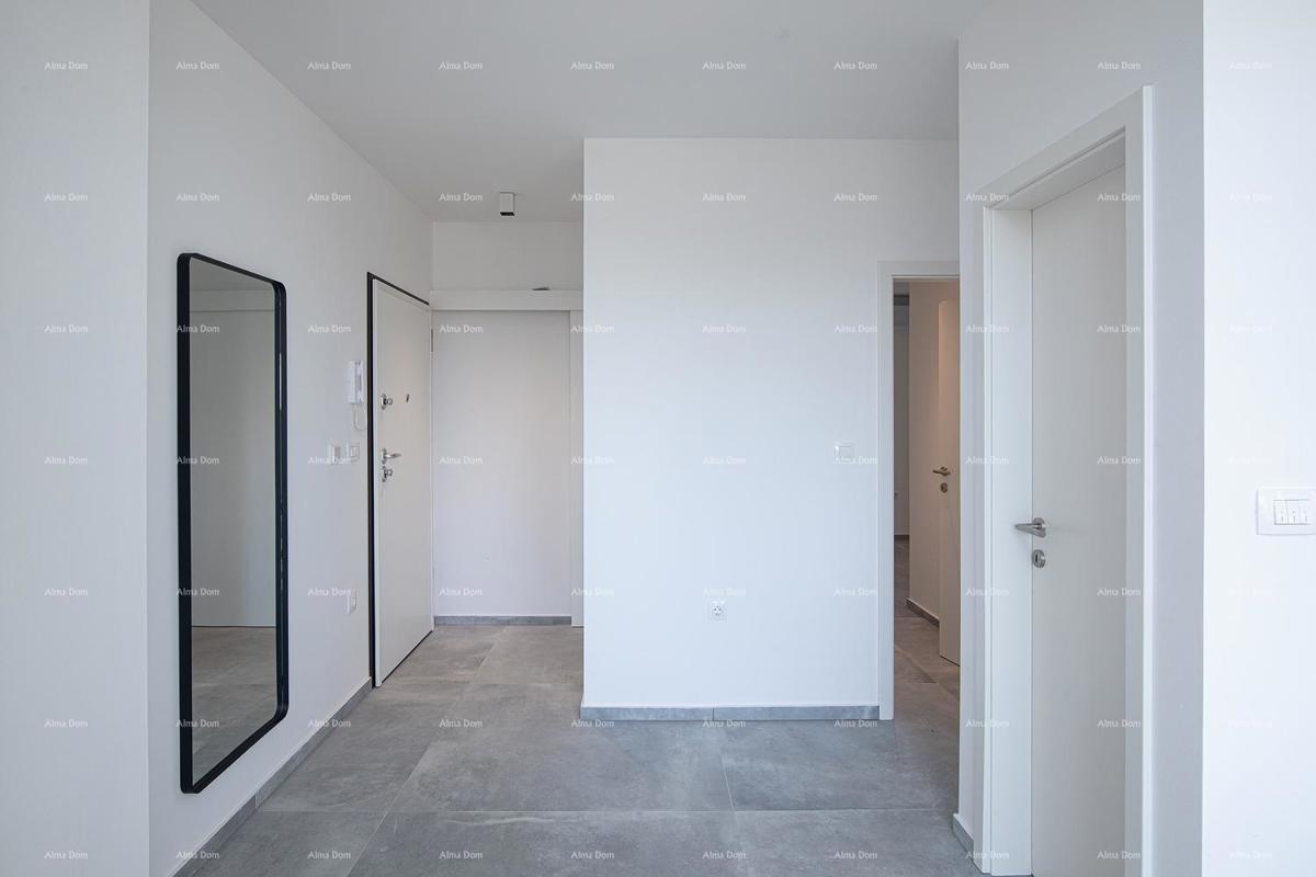 Prodajamo penthouse s pogledom na morje v Fazani