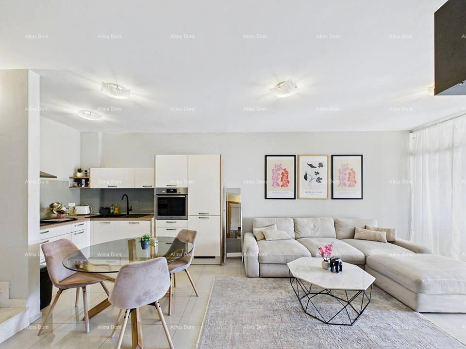 Pula – moderan, popolnoma opremljen stan 52m2 z velikim balkonom in parkiriščem