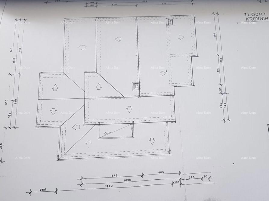 Prodamo hišo v Umagu