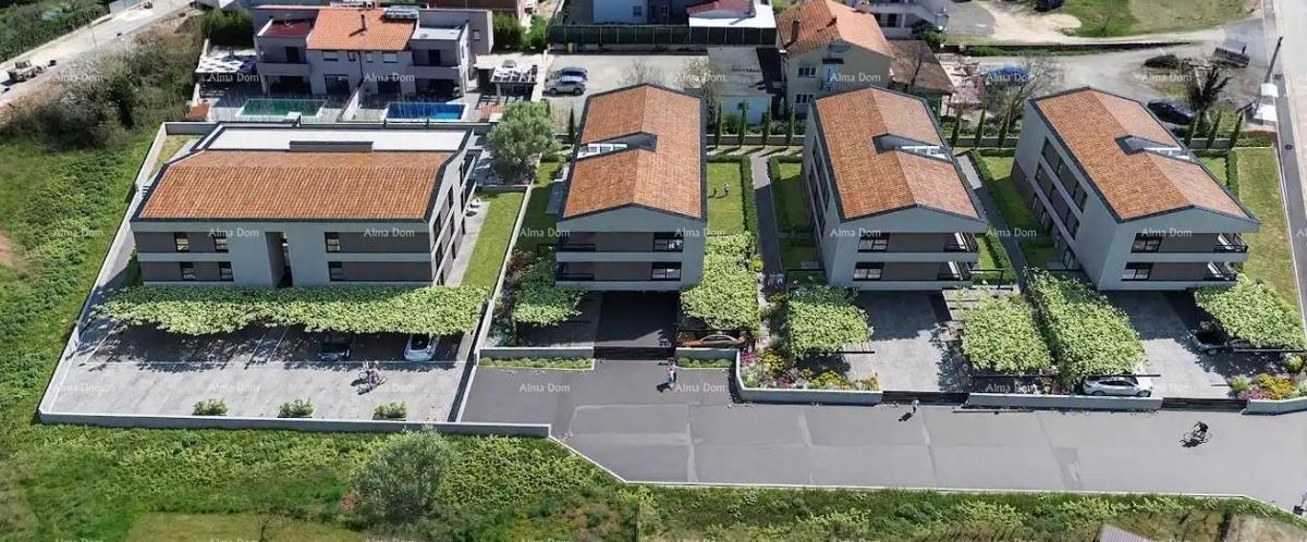 Prodaja stanov v moderni novogradnji s bazenom, Fažana!