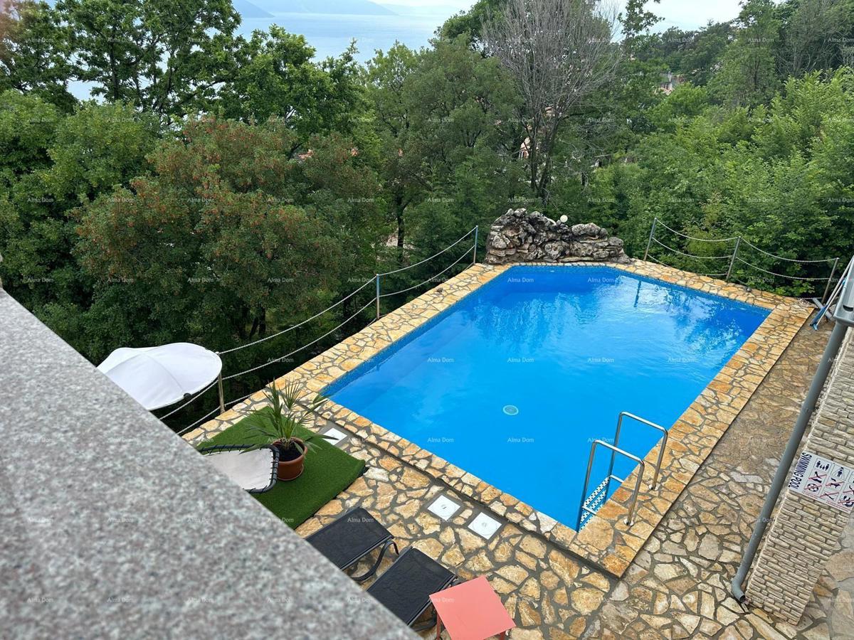 Apartmajska hiša s pogledom na morje