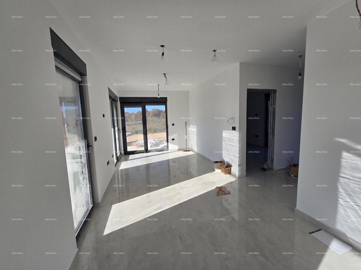 Novogradnja. Hiša v Žminju.