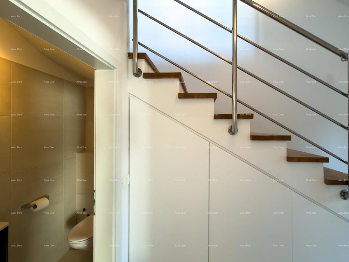 Prodaja atraktivne kuće v Premanturi z razgledom na morje