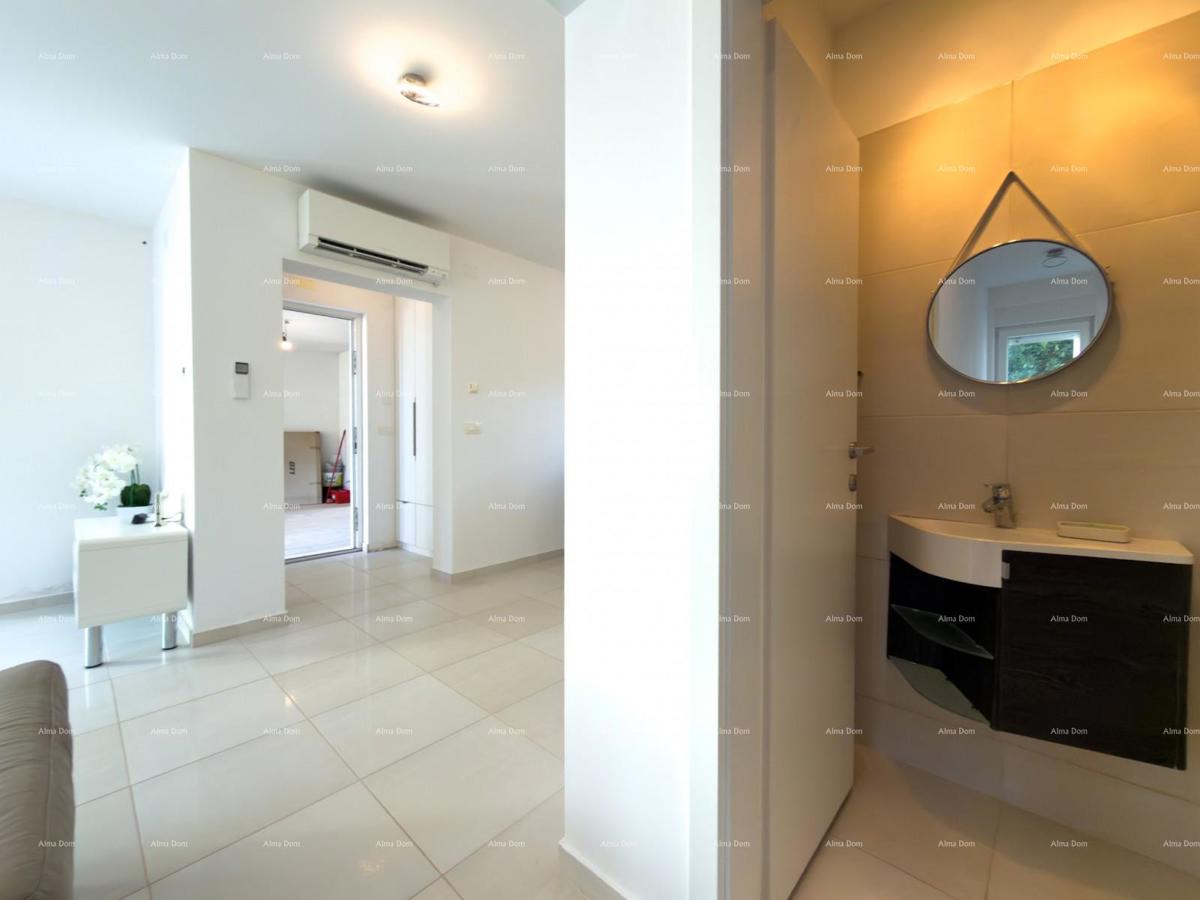 Prodaja atraktivne kuće v Premanturi z razgledom na morje