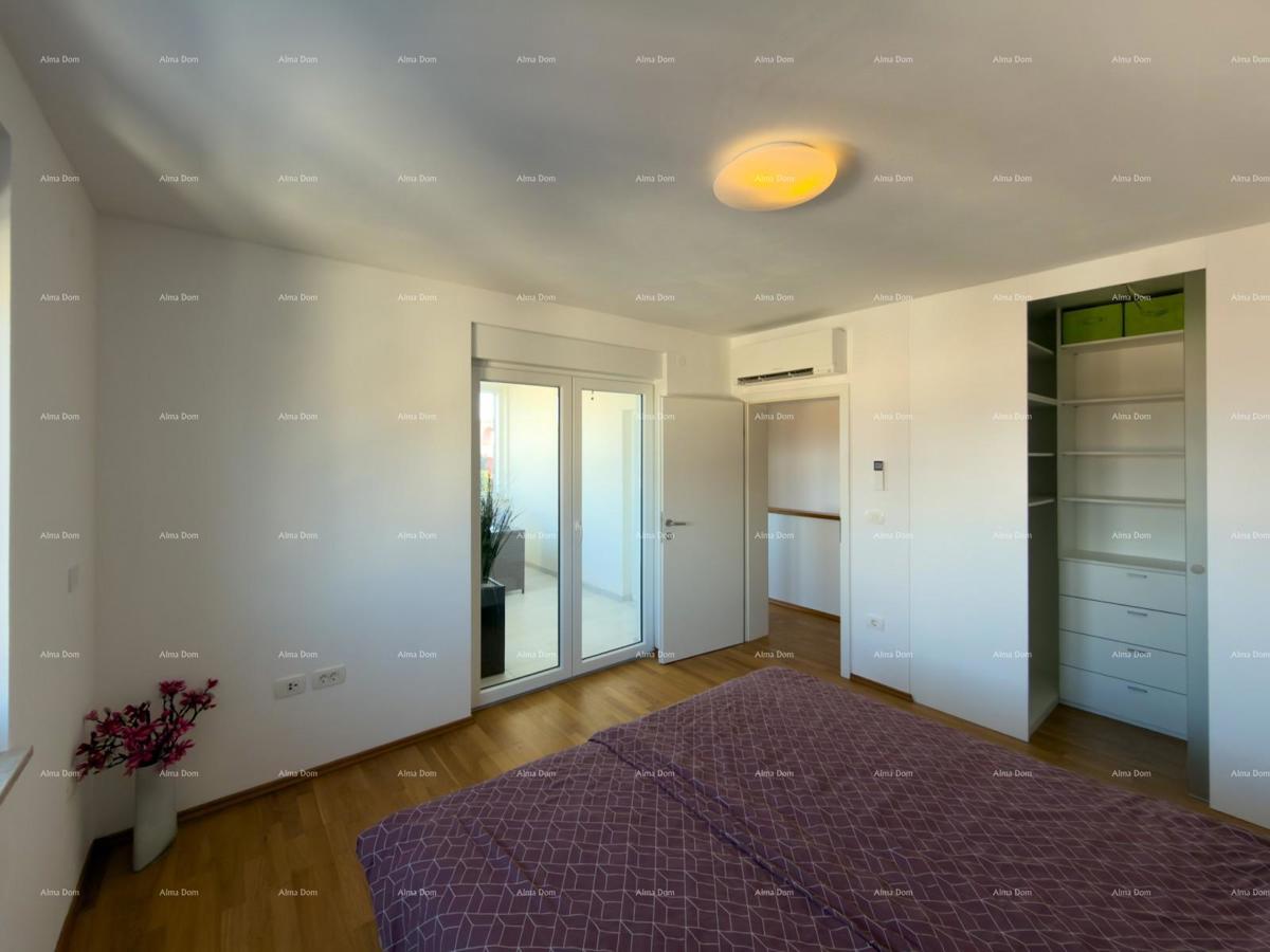 Prodaja atraktivne kuće v Premanturi z razgledom na morje