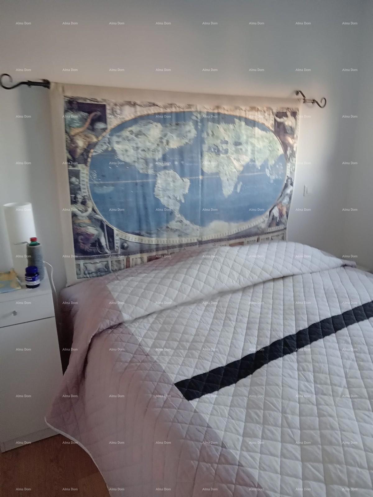 Prodaja - stan s pogledom na more - dve minute do sprehajalne poti Lungomare, Pula!