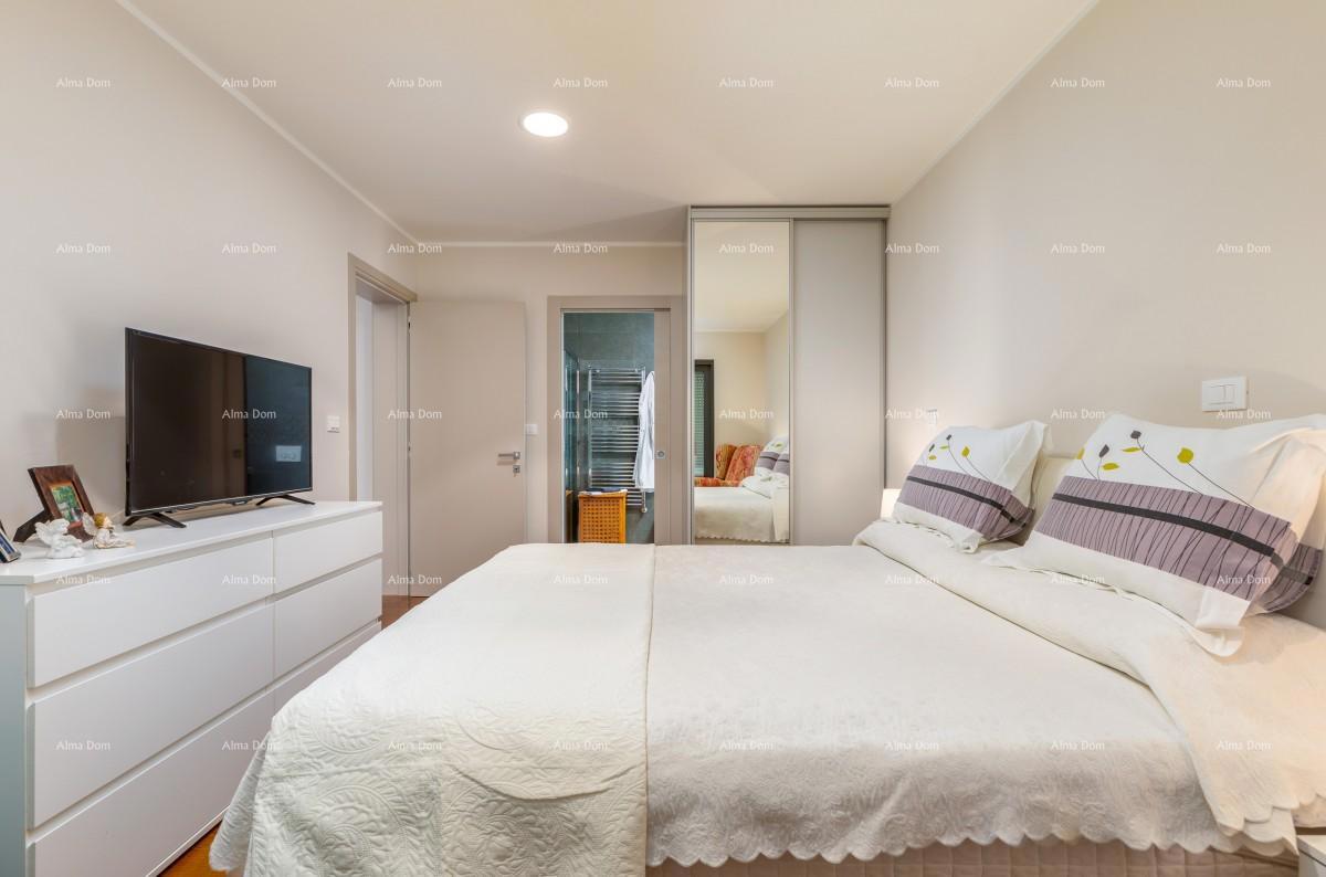 V Fažani z bazenom in jacuzzijem, lift.