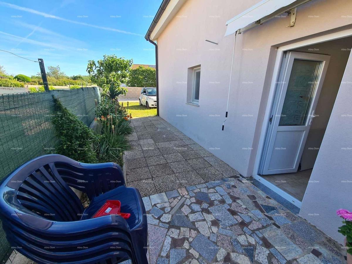 PEROJ, Stan na zgornjem nadstropju, blizu morja