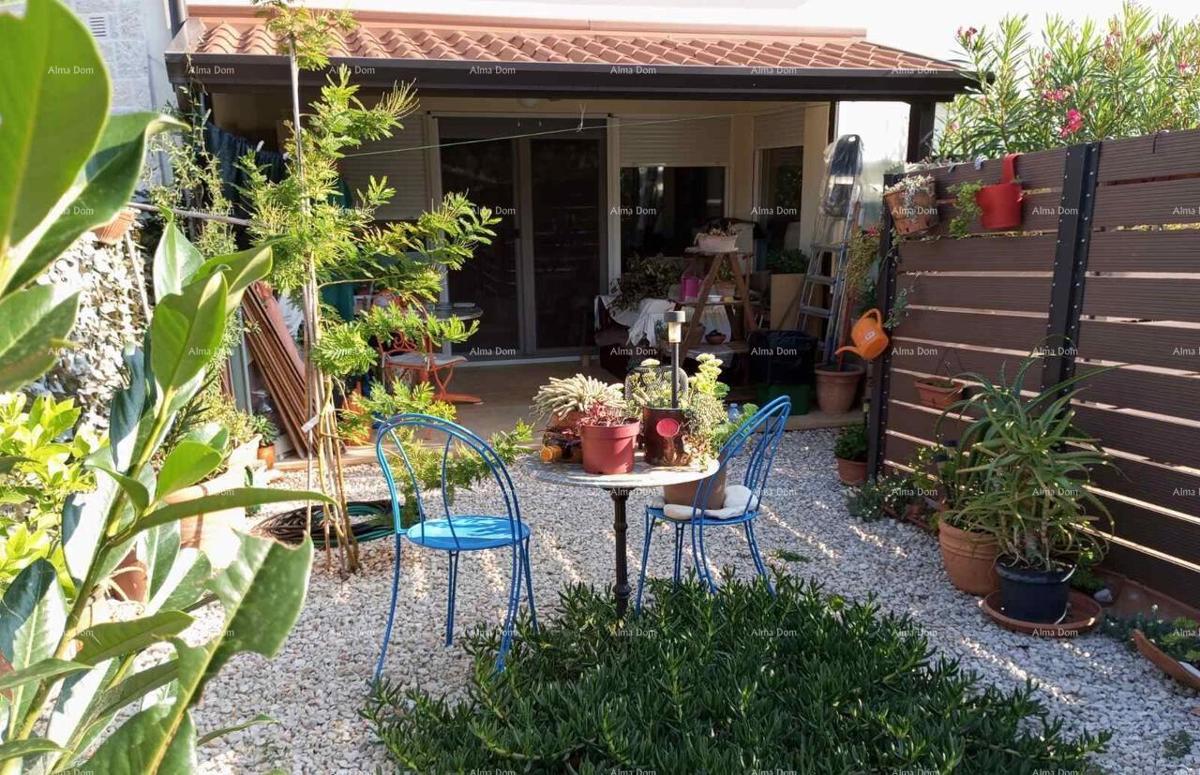 Stan v pritličju z velikim vrtom – Tar