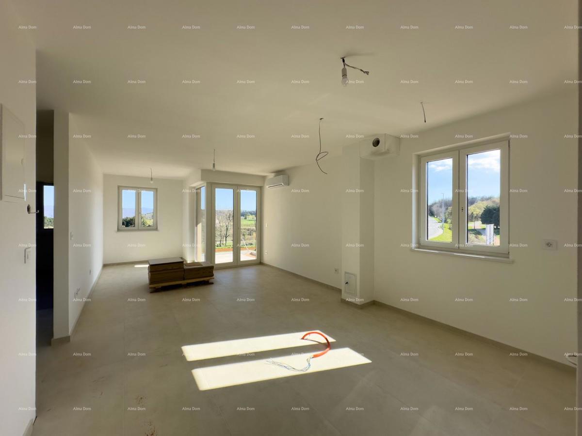 Prodajamo stanovanje z velikim vrtom v Barbanu.