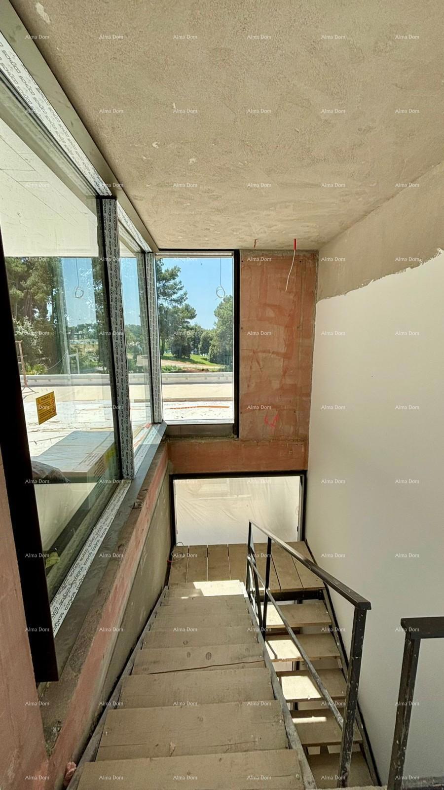 Prodamo moderno vilo v Rovinju