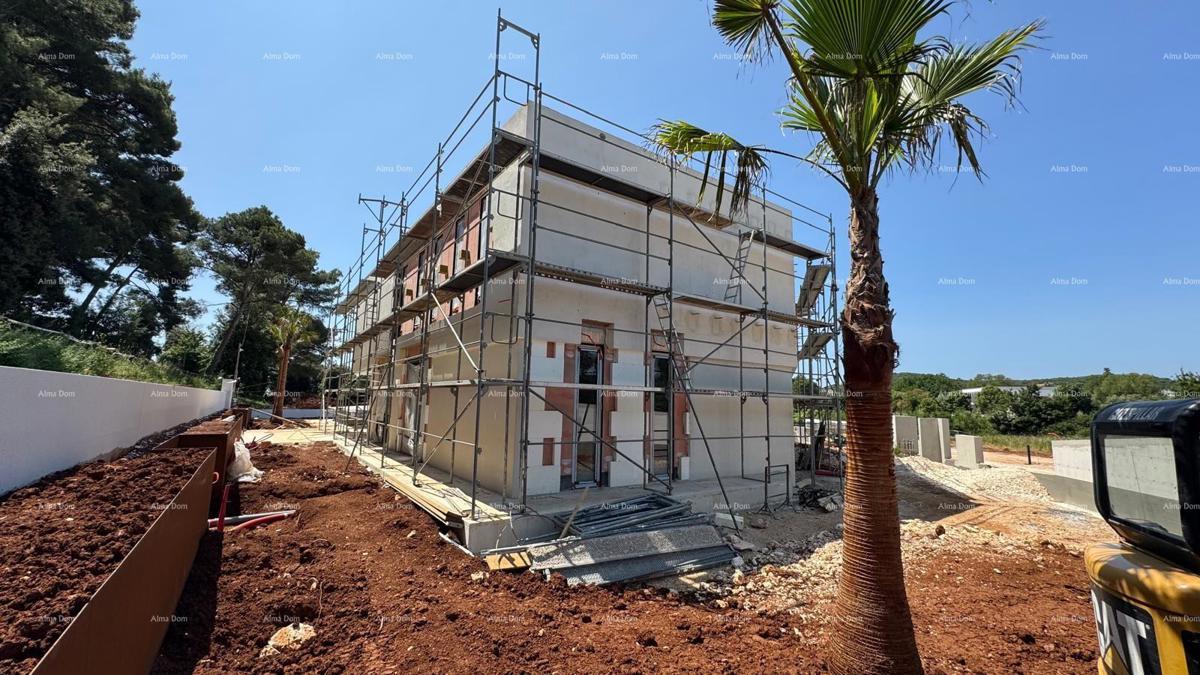 Prodamo moderno vilo v Rovinju