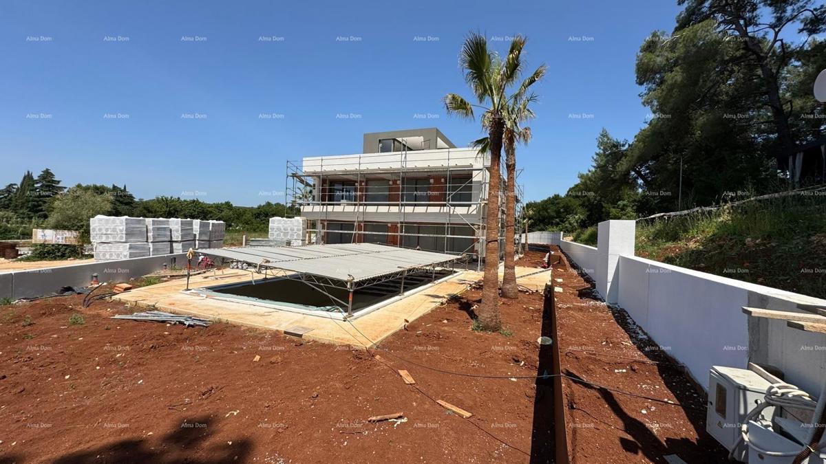 Prodamo moderno vilo v Rovinju