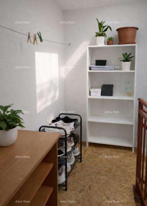 Rovinj – nepremičnina z dvema stanoma s pogledom na morje in parkirnim mestom