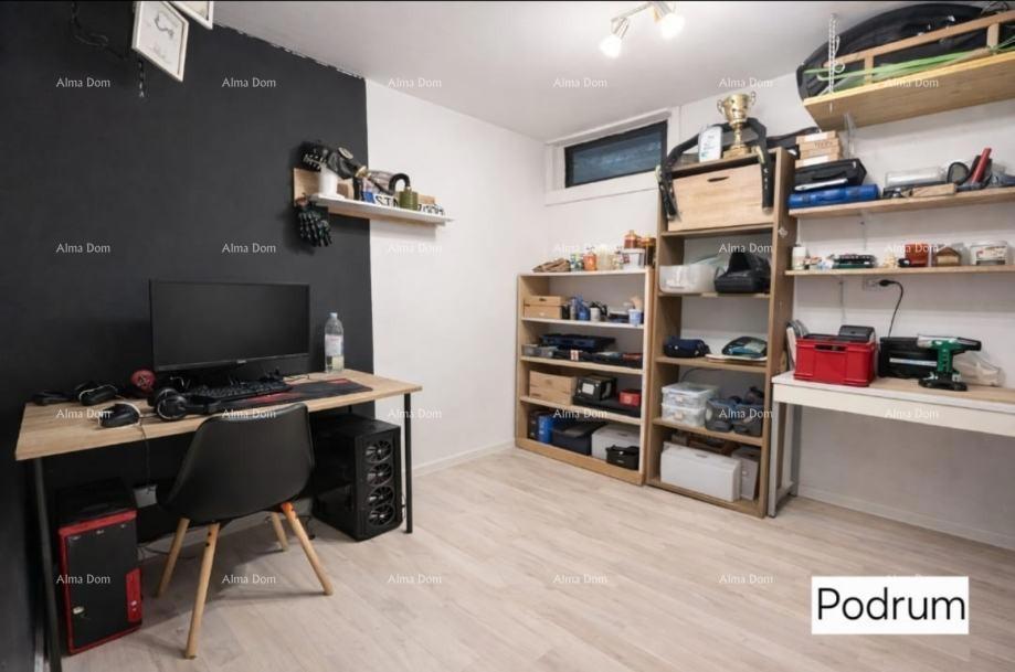 Rovinj – nepremičnina z dvema stanoma s pogledom na morje in parkirnim mestom