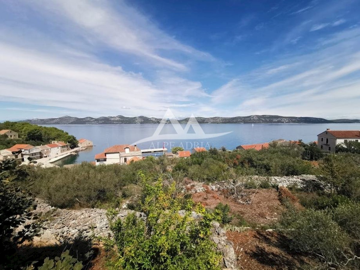 NUJNO - NUJNO - PRODAJA ALI ODŠKODNINA ZA STANOVANJE - 947 M2 - 97.000 €