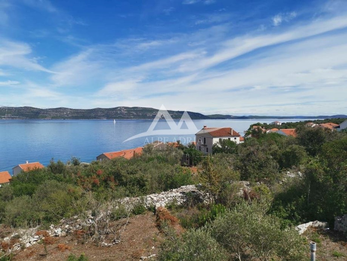 NUJNO - NUJNO - PRODAJA ALI ODŠKODNINA ZA STANOVANJE - 947 M2 - 97.000 €