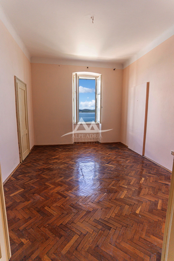 EKSKLUZIVNA PRODAJA - ATRAKTIVNO STANOVANJE NA ZADARSKI RIVI - 694.000 €