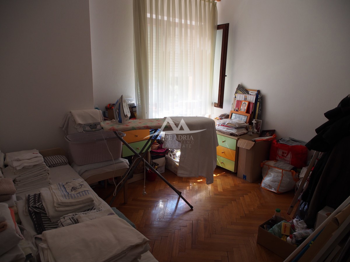 325.000€ - V CENI ENEGA STANOVANJA KUPITE HIŠO Z DVEMA STANOVANJAMA