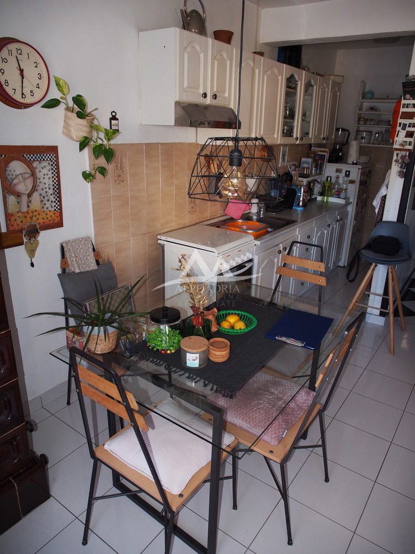 325.000€ - V CENI ENEGA STANOVANJA KUPITE HIŠO Z DVEMA STANOVANJAMA