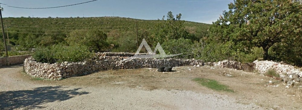 MASLENIČKO ŽDRILO - ZAZIDLJIVO POVRŠINA 1.879 M2 PLUS 6.873 M2KMETIJSKO - 262.560 €