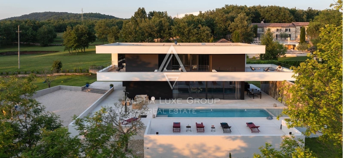 Spektakularna moderna vila v okolici Grožnjana, Istra