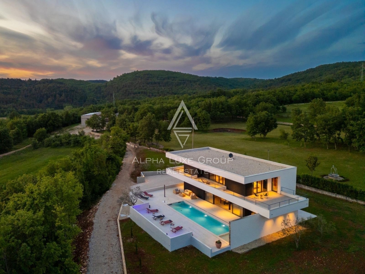 Spektakularna moderna vila v okolici Grožnjana, Istra