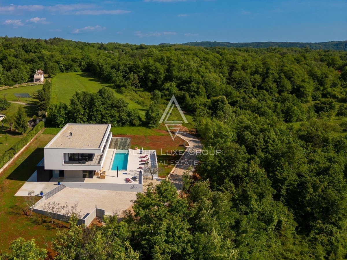 Spektakularna moderna vila v okolici Grožnjana, Istra