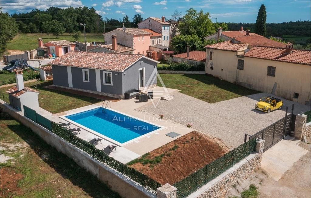 Poreč: Očarljiva enonadstropna hiša z bazenom in dokazanim uspehom pri oddaji