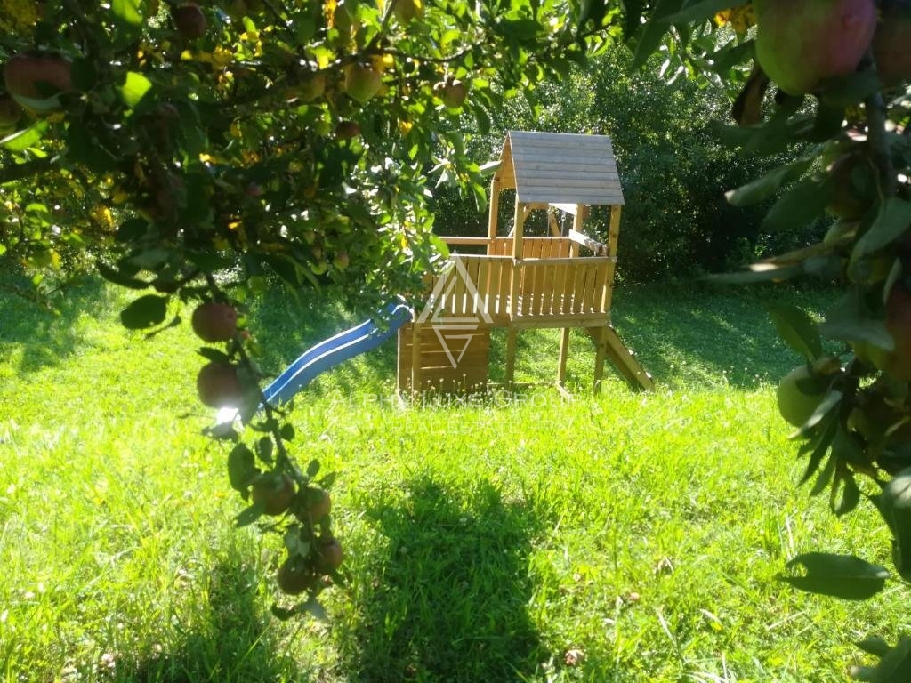 Buzet, Istra - Apartmajski kompleks z bazenom v mirnem naravnem okolju
