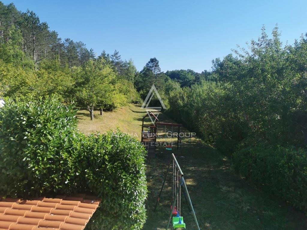 Buzet, Istra - Apartmajski kompleks z bazenom v mirnem naravnem okolju