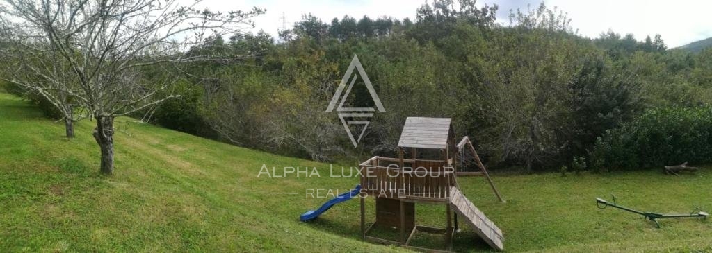 Buzet, Istra - Apartmajski kompleks z bazenom v mirnem naravnem okolju