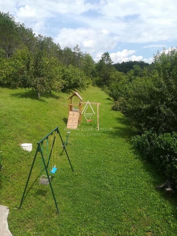 Buzet, Istra - Apartmajski kompleks z bazenom v mirnem naravnem okolju