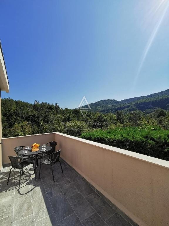 Buzet, Istra - Apartmajski kompleks z bazenom v mirnem naravnem okolju