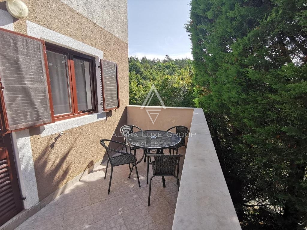 Buzet, Istra - Apartmajski kompleks z bazenom v mirnem naravnem okolju