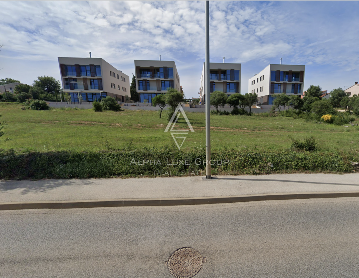 Rovinj, Istra: Sodobni dupleks z vrtom in garažo