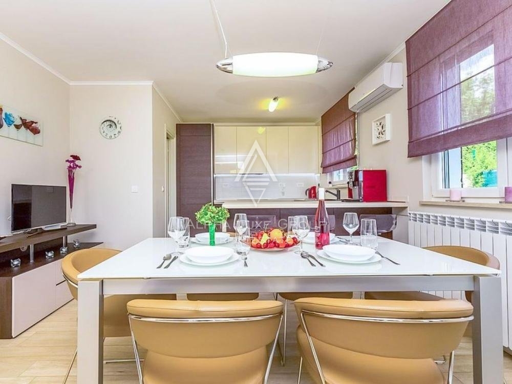 Luksuzna vila z bazenom in čudovitim vrtom, Istra, Opatija