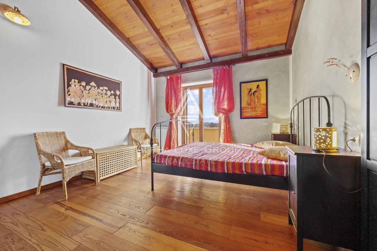Brtonigla, Istra – Čudovita kamnita vila s pogledom na morje