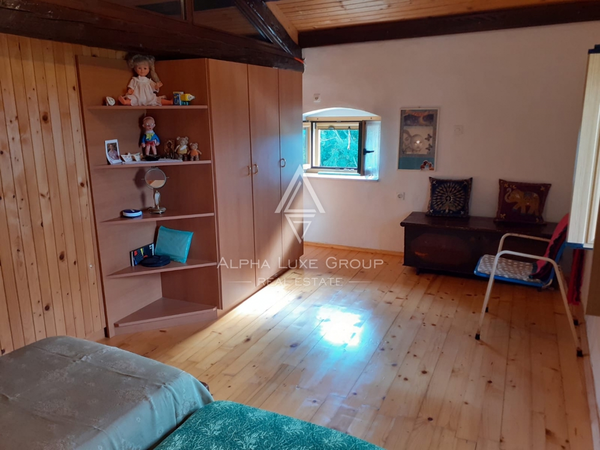 Poreč, Istra – Prenovljena kamnita hiša z vrtom