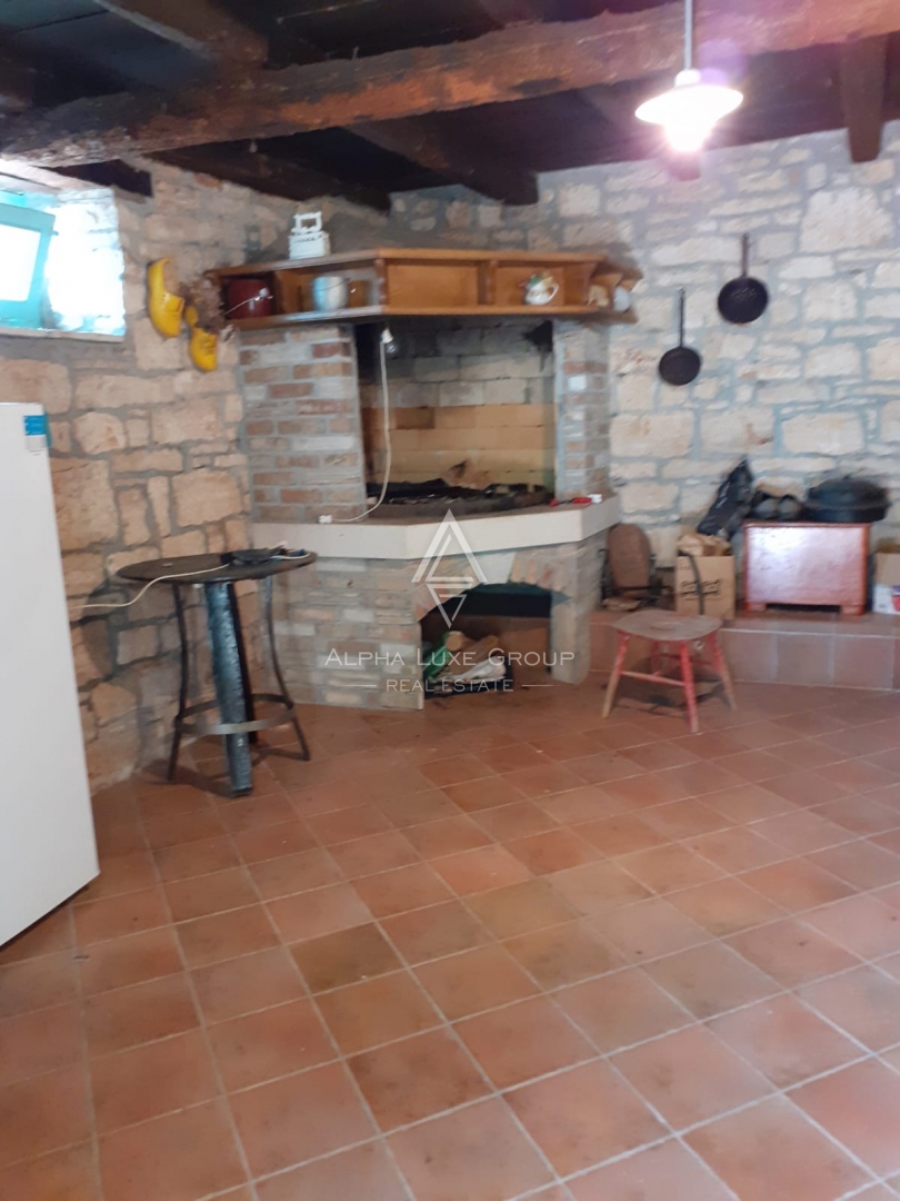 Poreč, Istra – Prenovljena kamnita hiša z vrtom