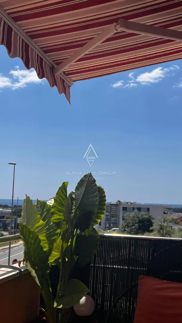 Novigrad, Istra – Enosobno stanovanje z razgledom na morje