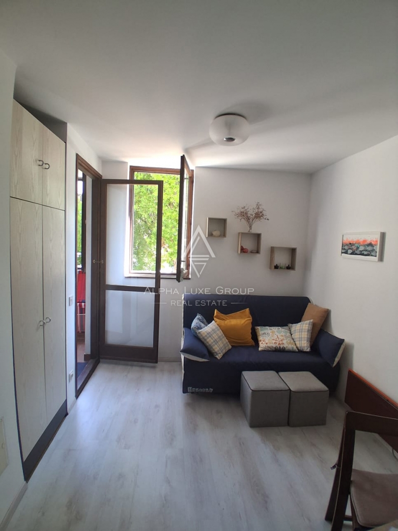 Červar-Porat, Istra: 2-sobno stanovanje z balkonom