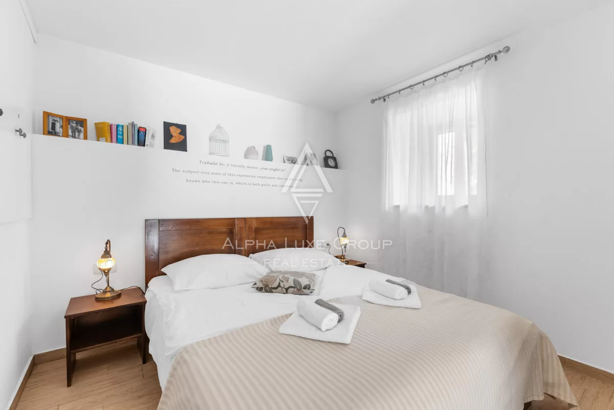 Istra, Pićan: Posest s 3 vilami na veliki parceli