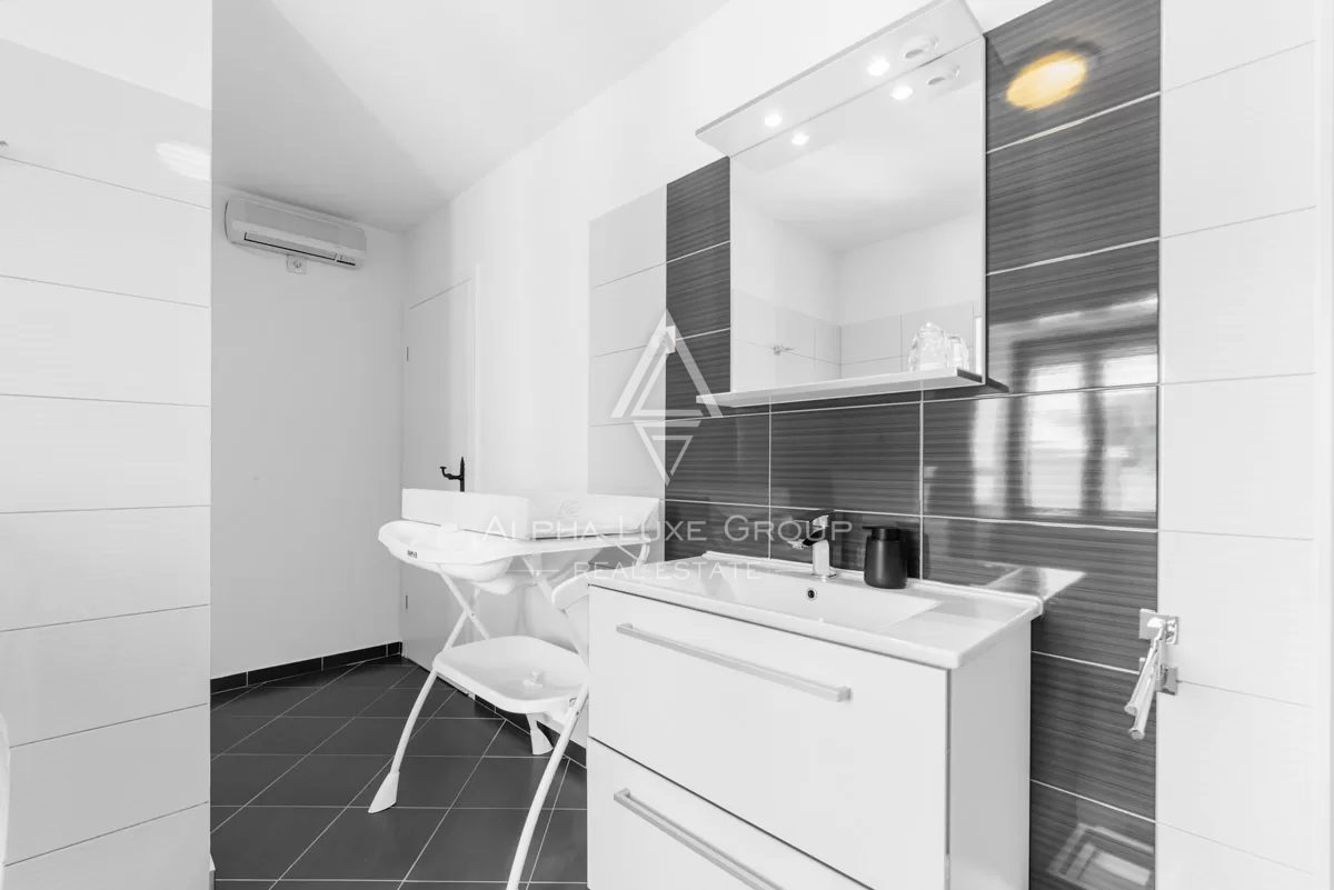 Istra, Pićan: Posest s 3 vilami na veliki parceli